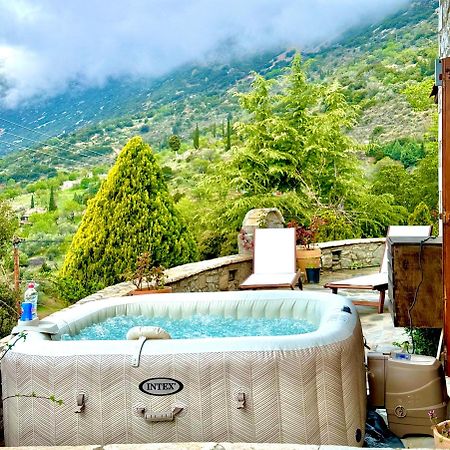 Rock Dandy Deluxe Chalet In Arachova - Delphi, Sauna, Prv Parking, Amazing View Bagian luar foto
