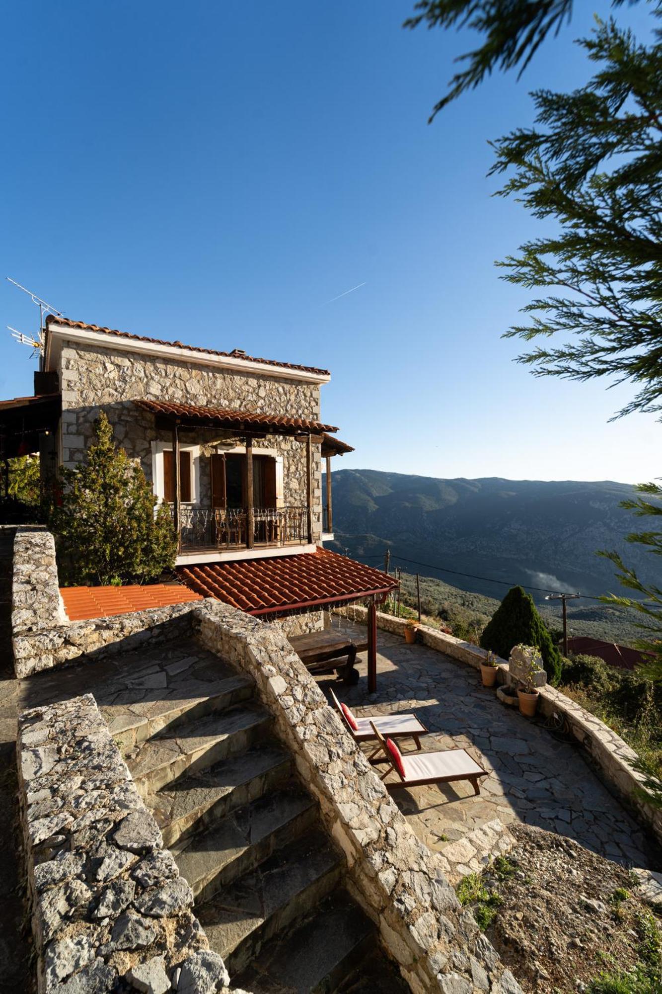 Rock Dandy Deluxe Chalet In Arachova - Delphi, Sauna, Prv Parking, Amazing View Bagian luar foto