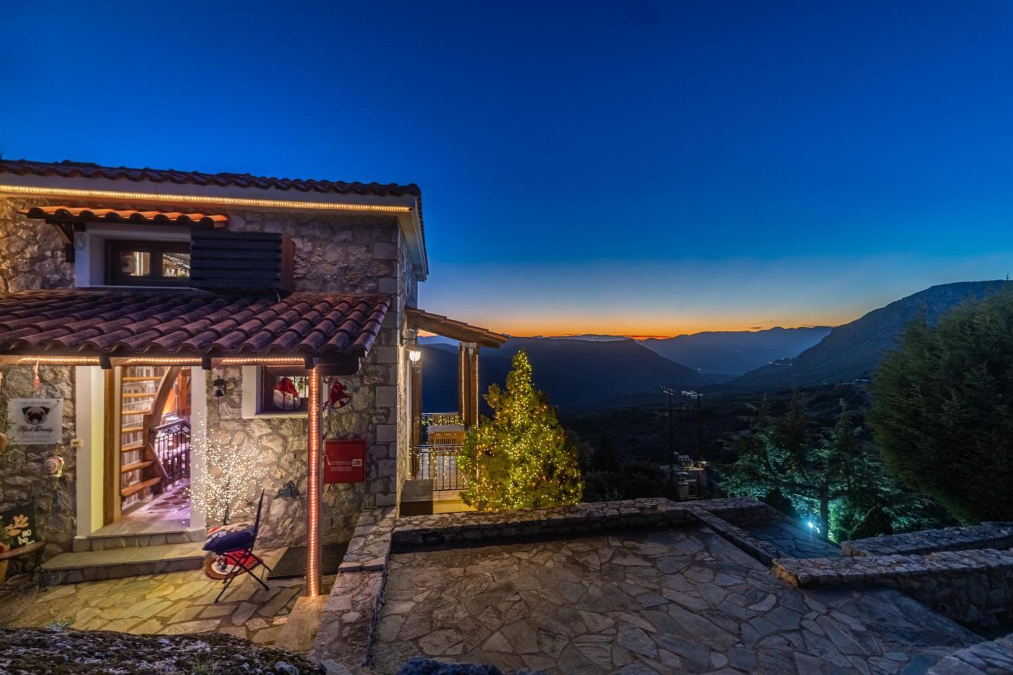 Rock Dandy Deluxe Chalet In Arachova - Delphi, Sauna, Prv Parking, Amazing View Bagian luar foto
