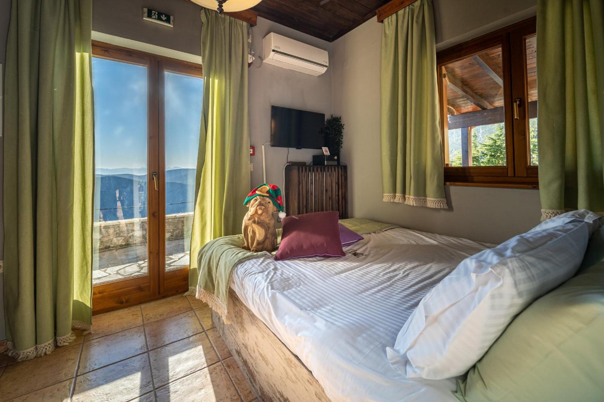 Rock Dandy Deluxe Chalet In Arachova - Delphi, Sauna, Prv Parking, Amazing View Bagian luar foto