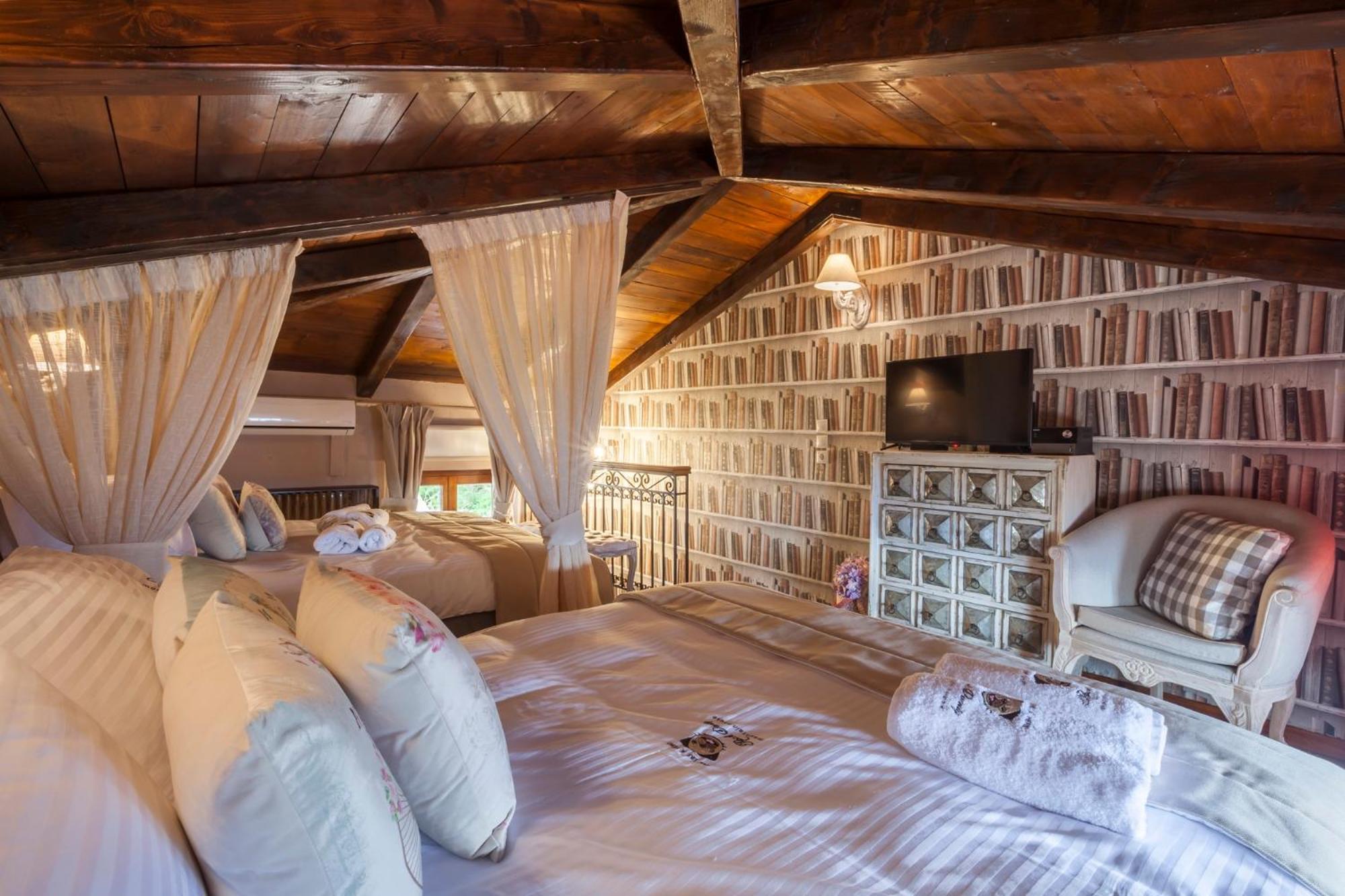 Rock Dandy Deluxe Chalet In Arachova - Delphi, Sauna, Prv Parking, Amazing View Bagian luar foto