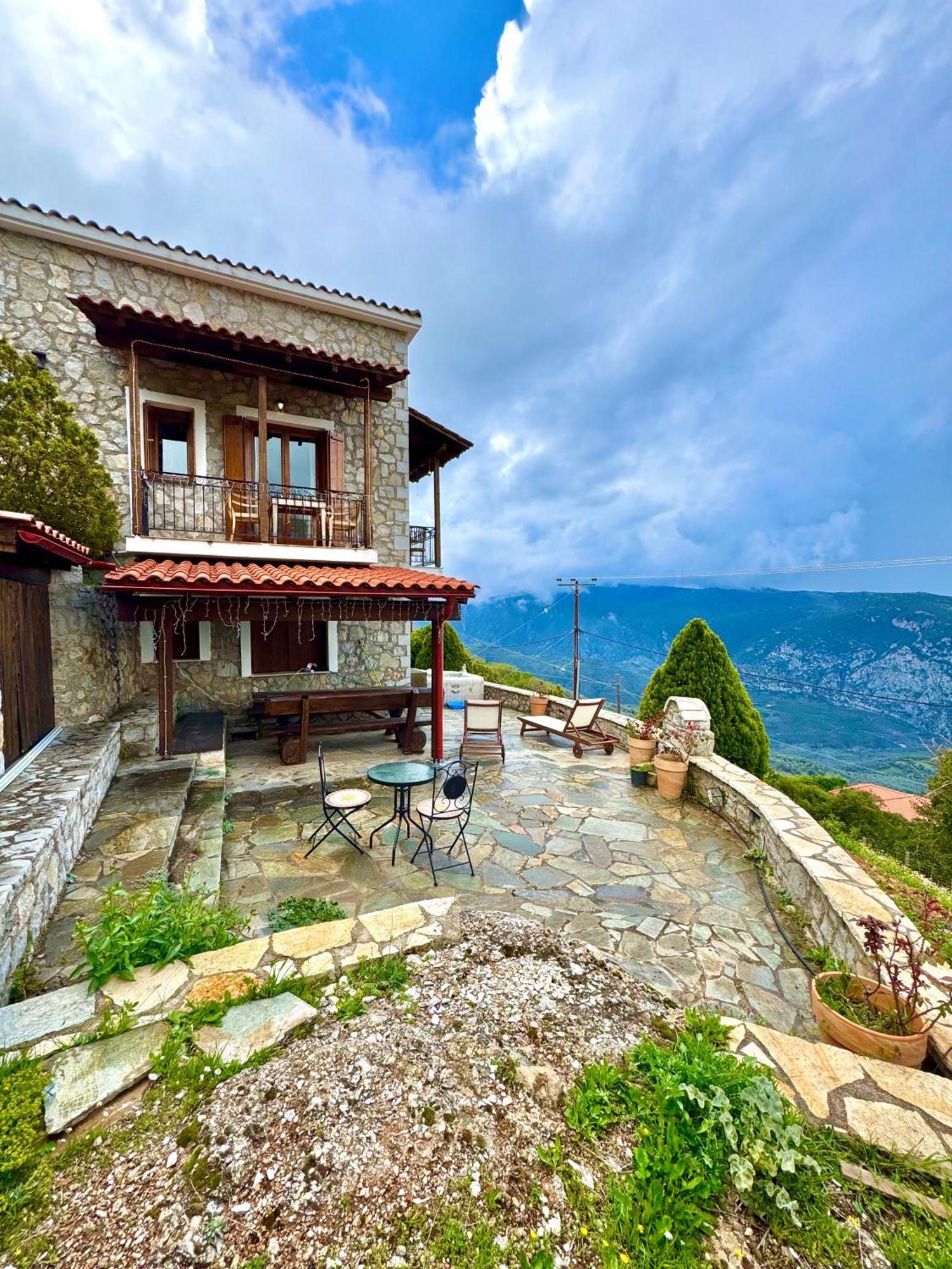 Rock Dandy Deluxe Chalet In Arachova - Delphi, Sauna, Prv Parking, Amazing View Bagian luar foto